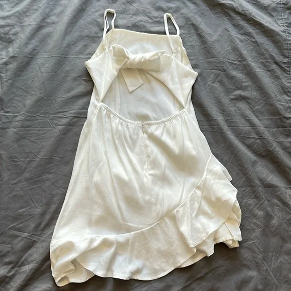 #7 BLUE RAIN White Ruffled Mini Dress Size S - Picture 4 of 8